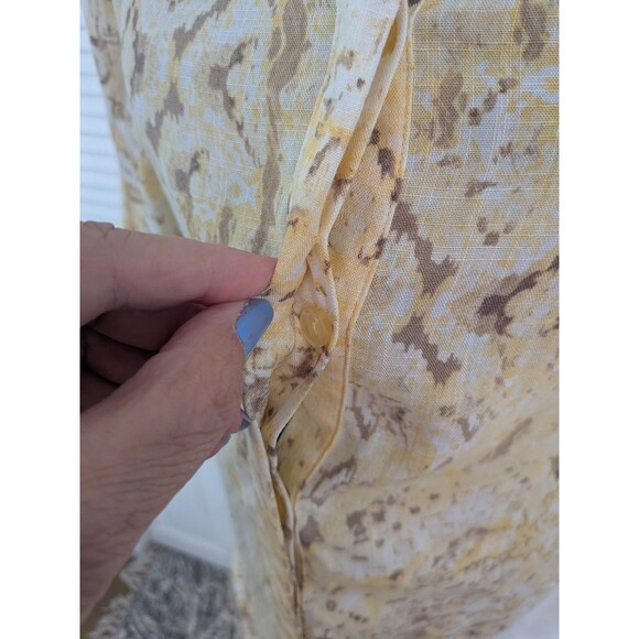 Chico's Top Women's M/1 Yellow Beige Aztec Style Button Up Shirt Artsy Southwest - Picture 4 of 13